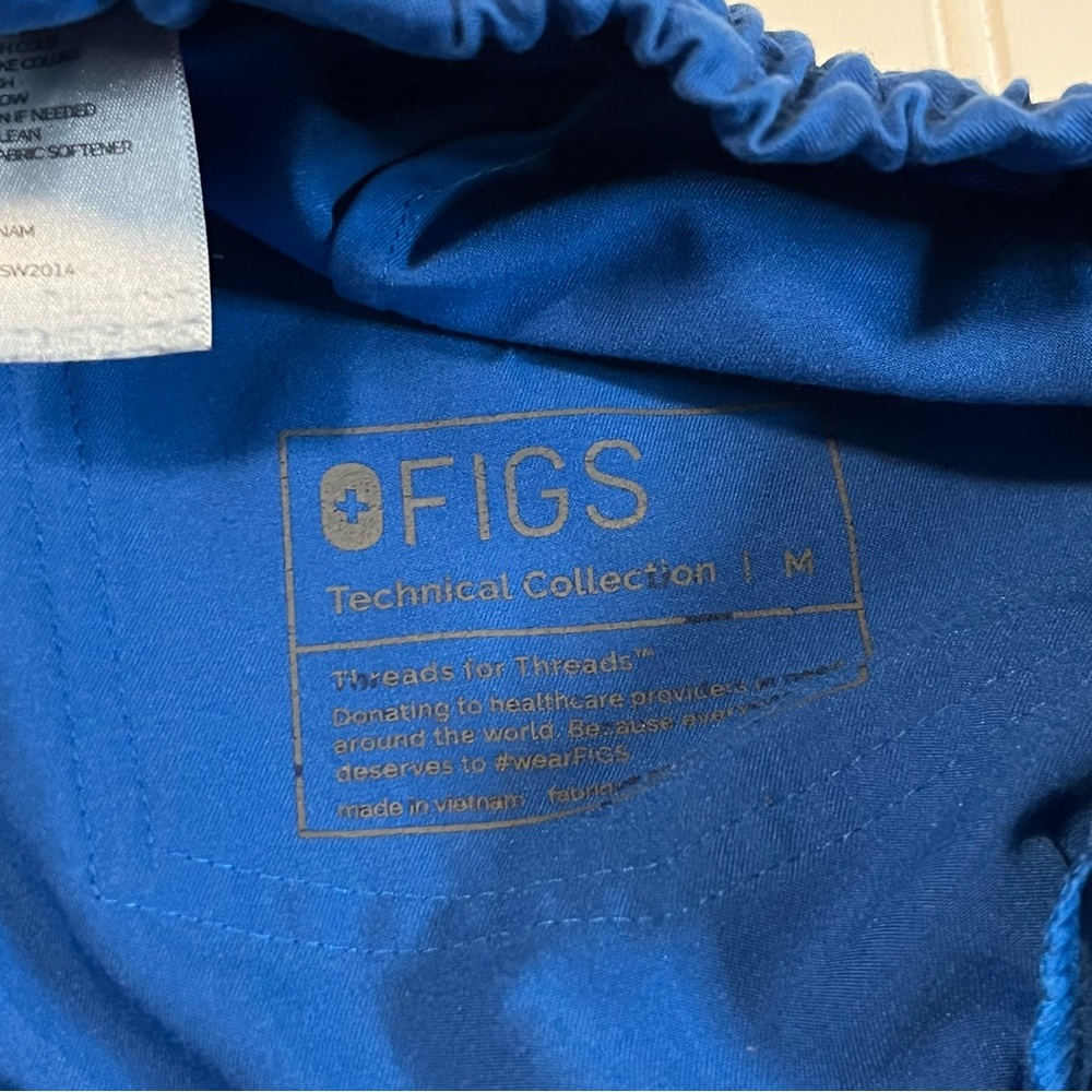 FIGS Technical Collection Sets - 2 Joggers & 2 To… - image 11